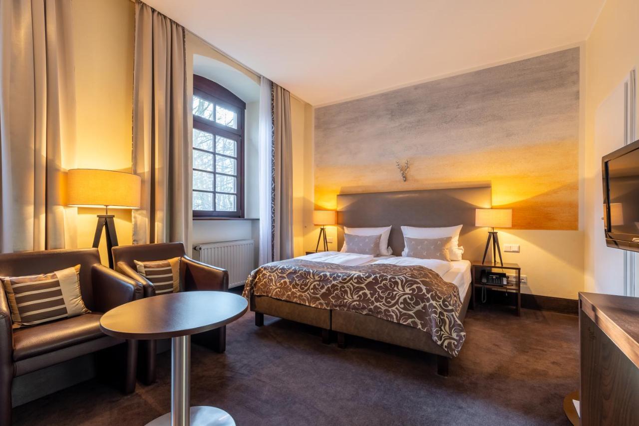 Jagdschloss Hotel Niederwald Рюдесхайм ам Рейн Екстериор снимка