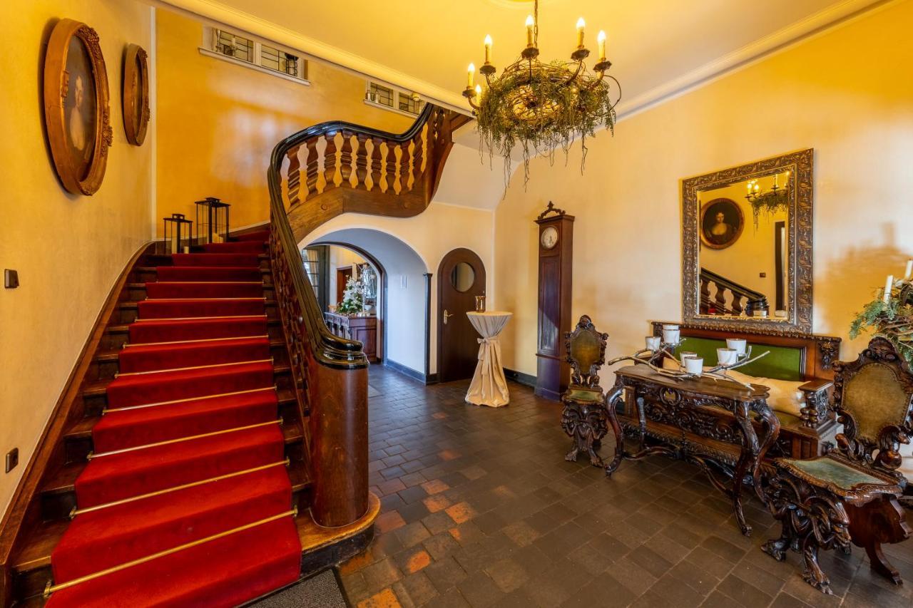 Jagdschloss Hotel Niederwald Рюдесхайм ам Рейн Екстериор снимка