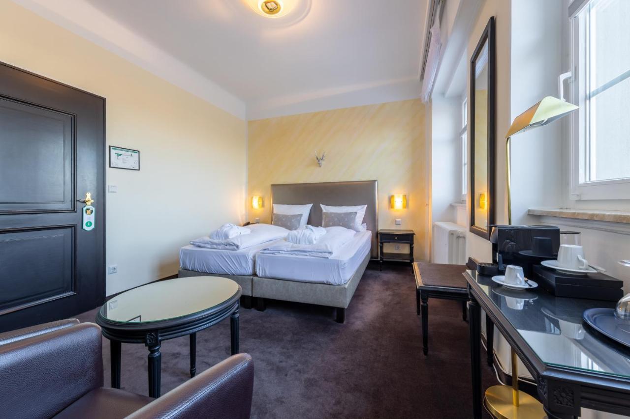 Jagdschloss Hotel Niederwald Рюдесхайм ам Рейн Екстериор снимка